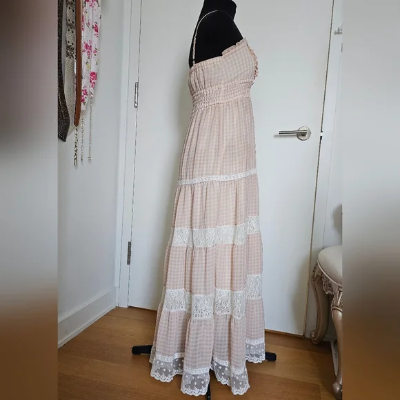 Liz Lisa Gyaru Gingham Maxi Dress with Lace And Buttons Baby Pink - Picture 5 of 13